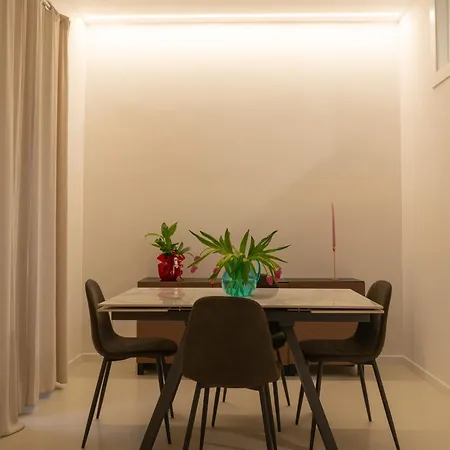 Il Cortile Del 900 * רומא